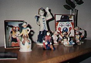 clowns on a shelf,17,000 bytes